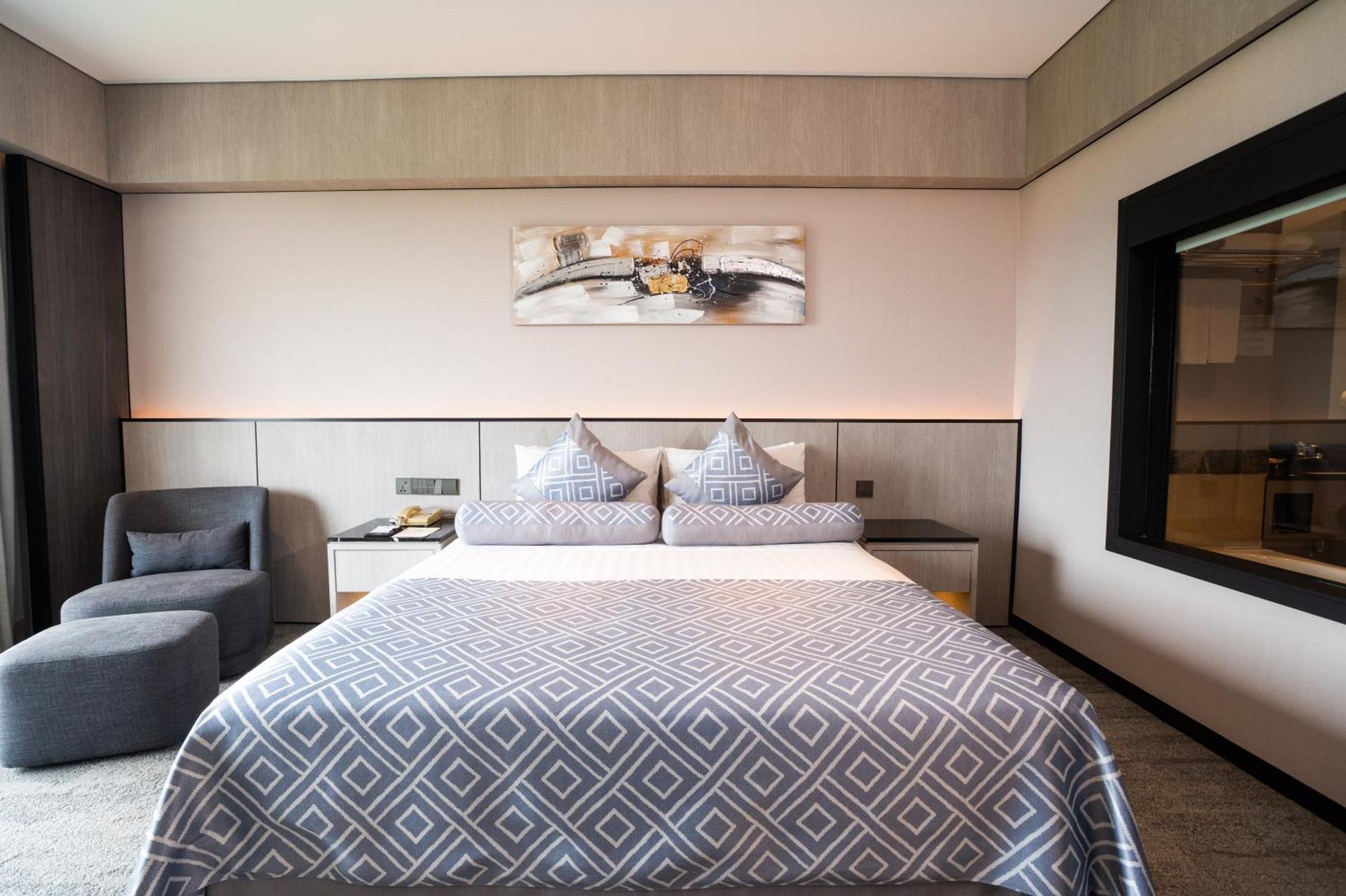 מלון קוטה קינבלו The Pacific Sutera מראה חיצוני תמונה A bedroom in the hotel